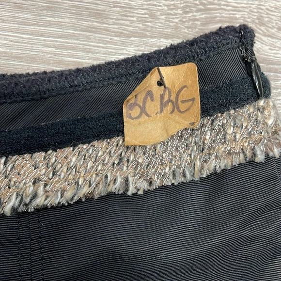 NWT BCBGMAXAZRIA Kailin Pleated Skirt Black Gold Chain 2 - Picture 8 of 14